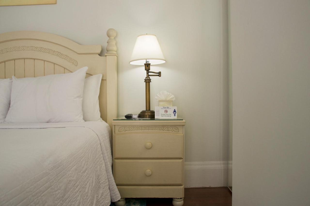 Bed and Breakfast Duval House Кі-Вест Екстер'єр фото